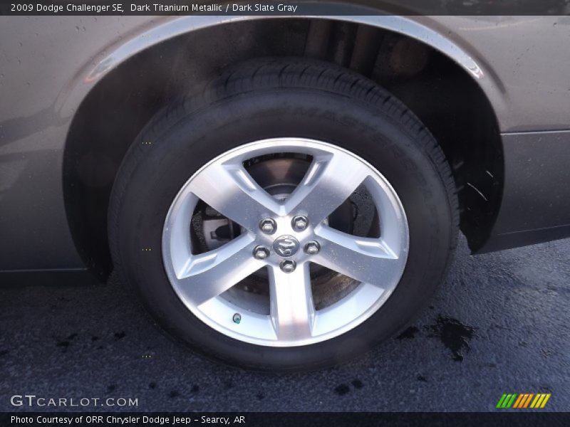 Dark Titanium Metallic / Dark Slate Gray 2009 Dodge Challenger SE