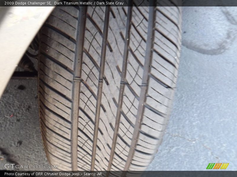 Dark Titanium Metallic / Dark Slate Gray 2009 Dodge Challenger SE