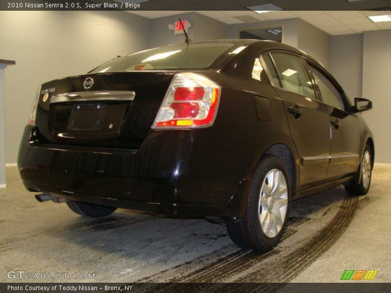 Super Black / Beige 2010 Nissan Sentra 2.0 S