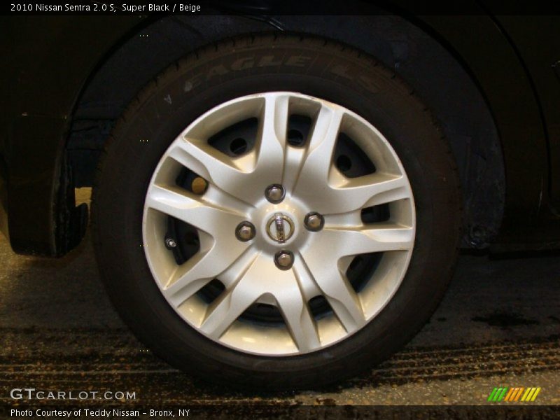 Super Black / Beige 2010 Nissan Sentra 2.0 S