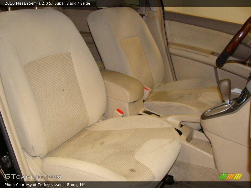 Super Black / Beige 2010 Nissan Sentra 2.0 S