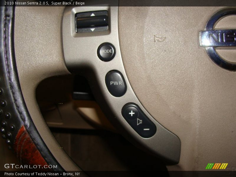Super Black / Beige 2010 Nissan Sentra 2.0 S