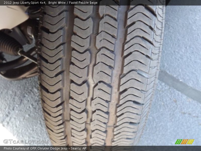 Bright White / Pastel Pebble Beige 2012 Jeep Liberty Sport 4x4