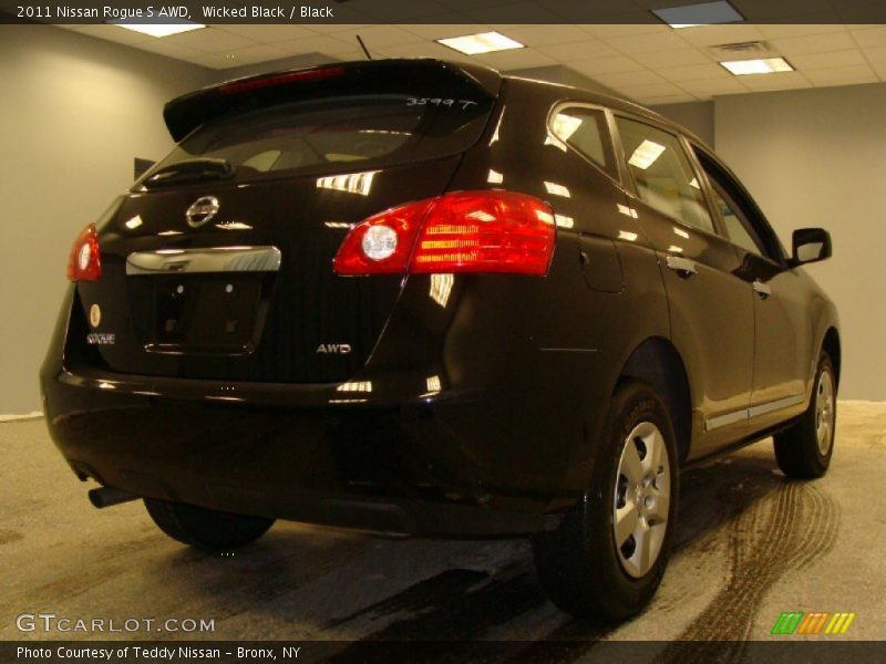 Wicked Black / Black 2011 Nissan Rogue S AWD