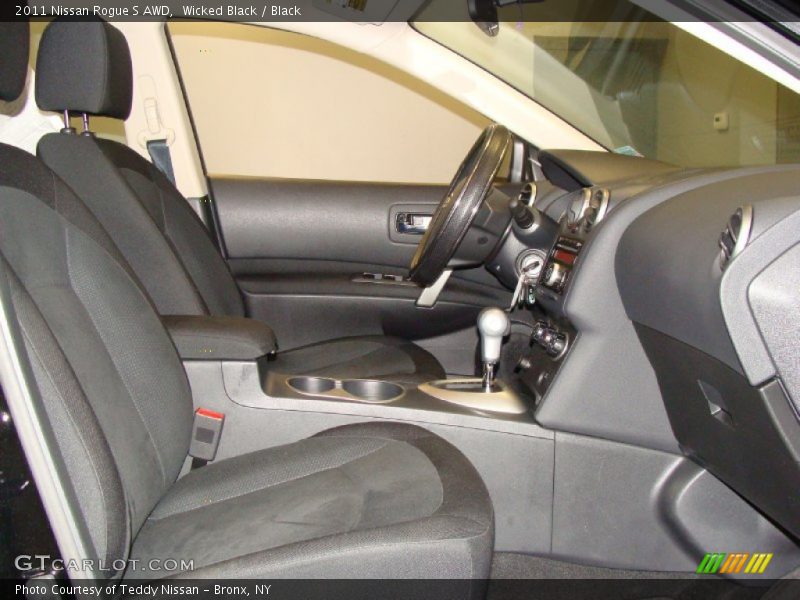 Wicked Black / Black 2011 Nissan Rogue S AWD