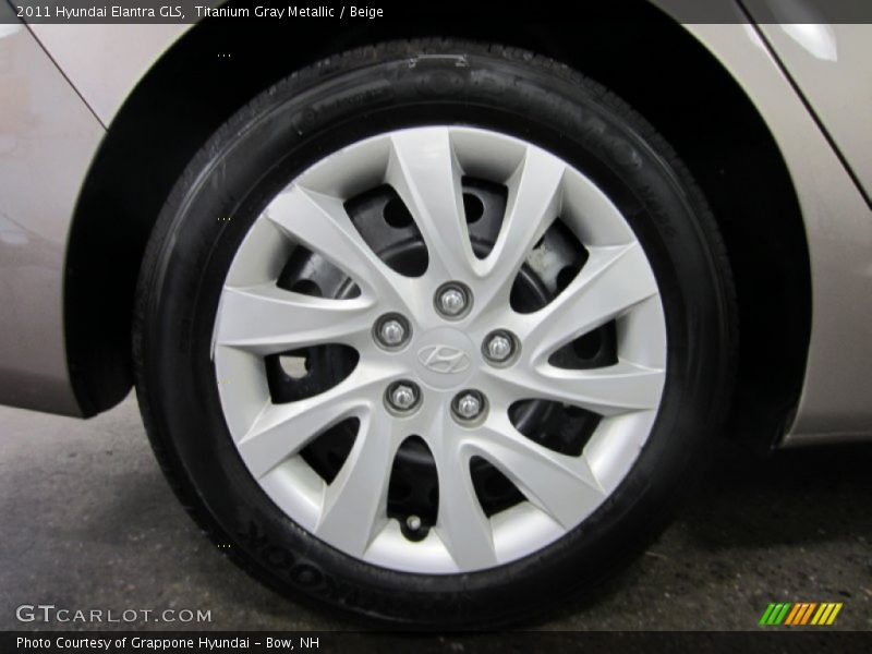 Titanium Gray Metallic / Beige 2011 Hyundai Elantra GLS