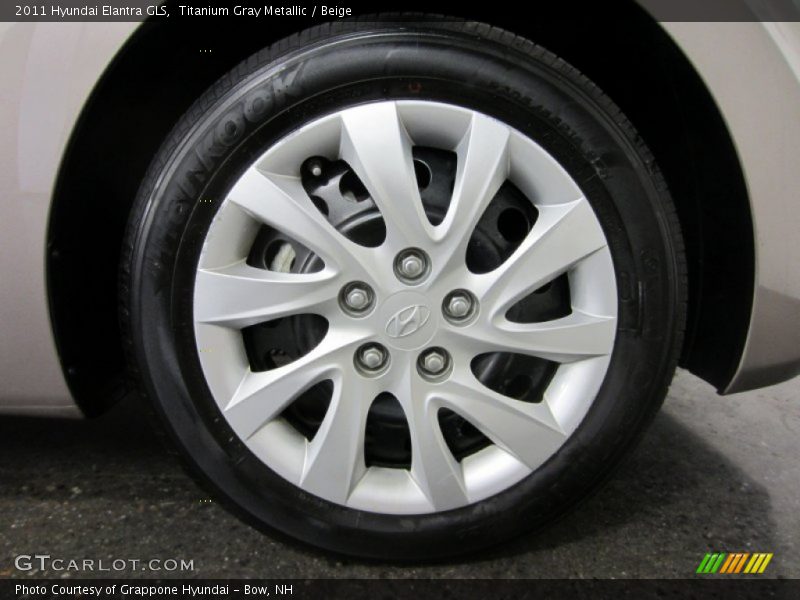 Titanium Gray Metallic / Beige 2011 Hyundai Elantra GLS