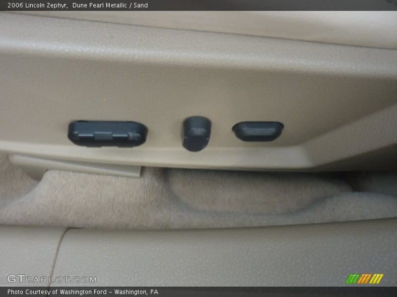 Dune Pearl Metallic / Sand 2006 Lincoln Zephyr