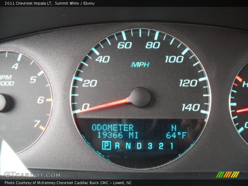 Summit White / Ebony 2011 Chevrolet Impala LT