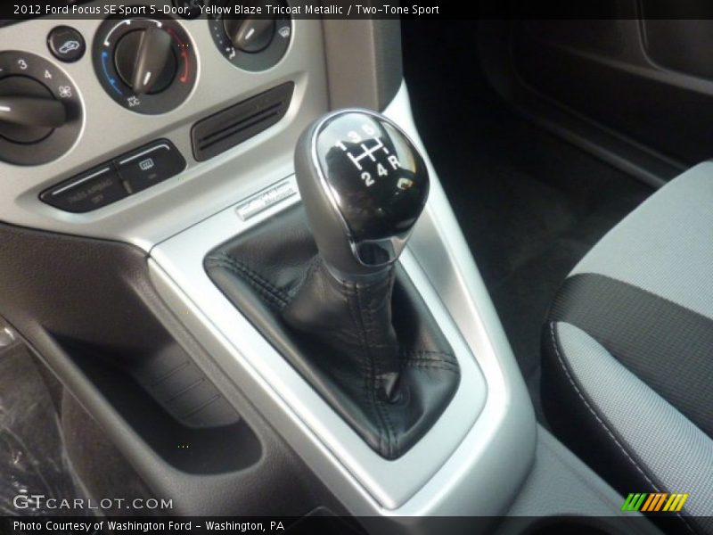  2012 Focus SE Sport 5-Door 5 Speed Manual Shifter