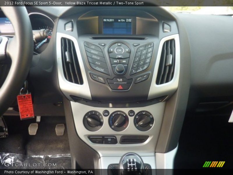 Controls of 2012 Focus SE Sport 5-Door
