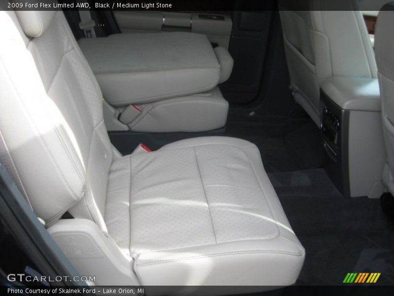 Black / Medium Light Stone 2009 Ford Flex Limited AWD