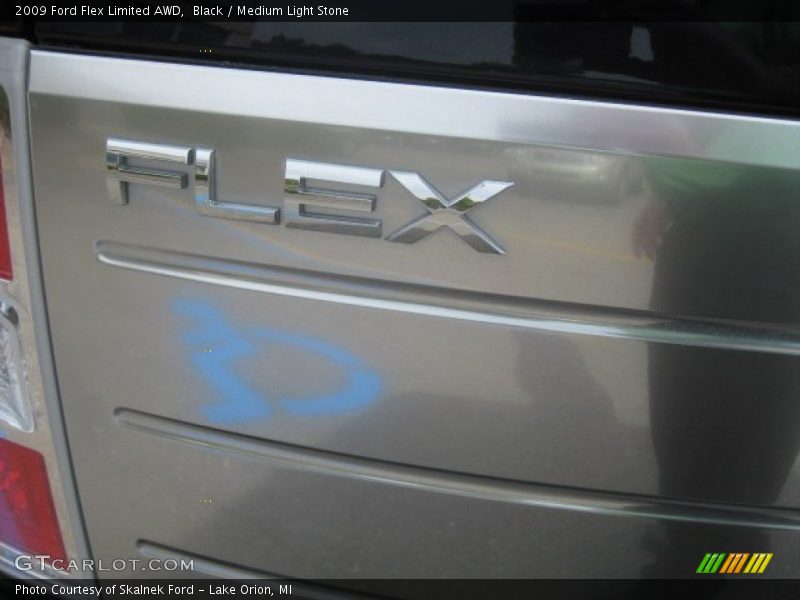 Black / Medium Light Stone 2009 Ford Flex Limited AWD