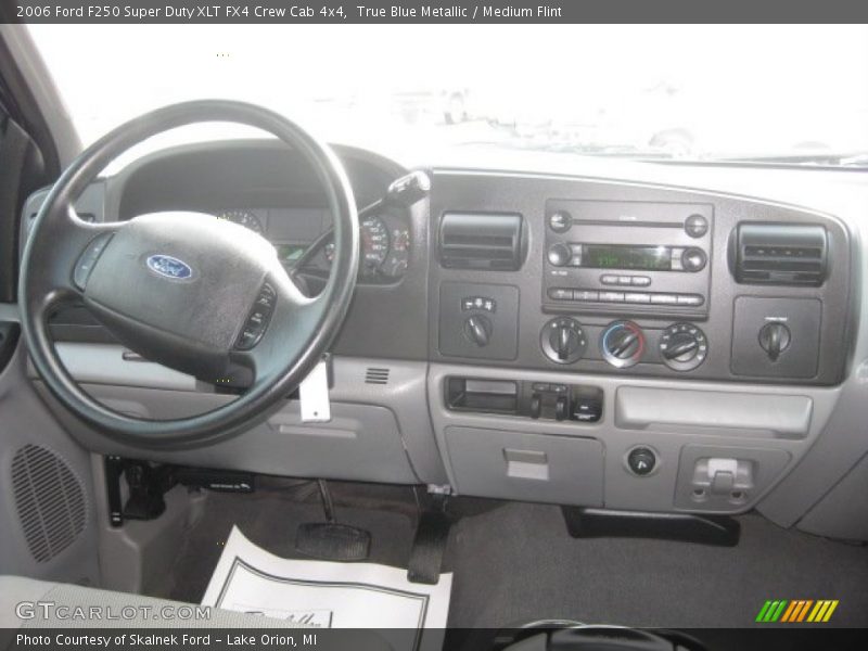 True Blue Metallic / Medium Flint 2006 Ford F250 Super Duty XLT FX4 Crew Cab 4x4