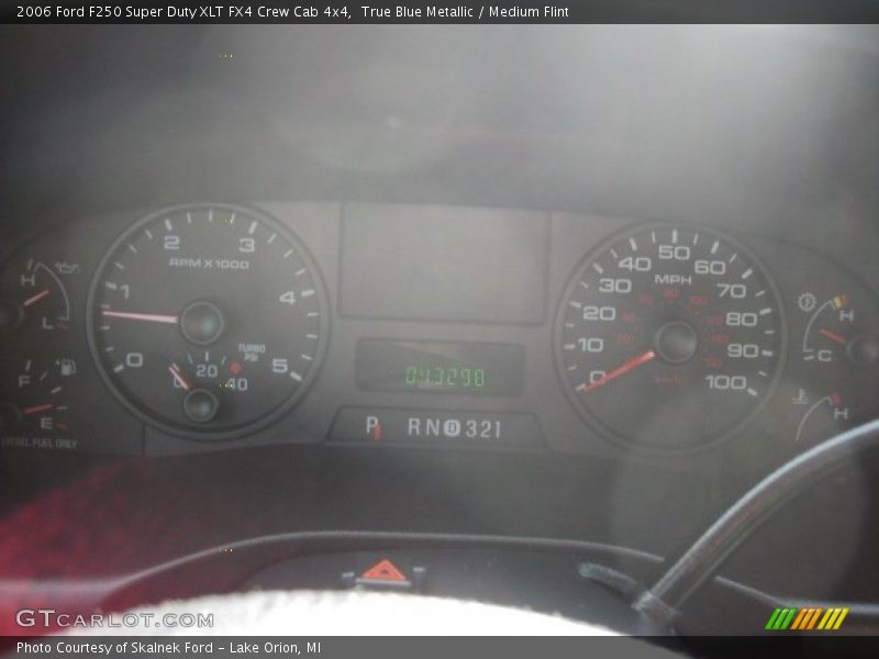 True Blue Metallic / Medium Flint 2006 Ford F250 Super Duty XLT FX4 Crew Cab 4x4