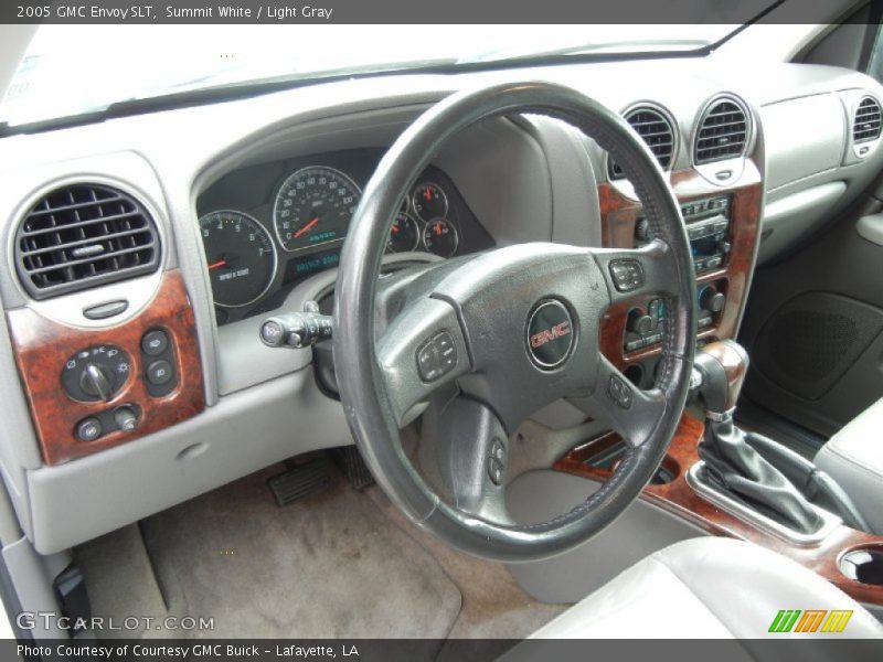 Summit White / Light Gray 2005 GMC Envoy SLT
