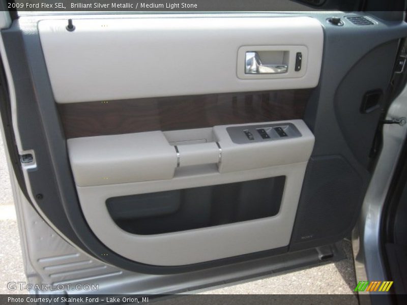 Brilliant Silver Metallic / Medium Light Stone 2009 Ford Flex SEL