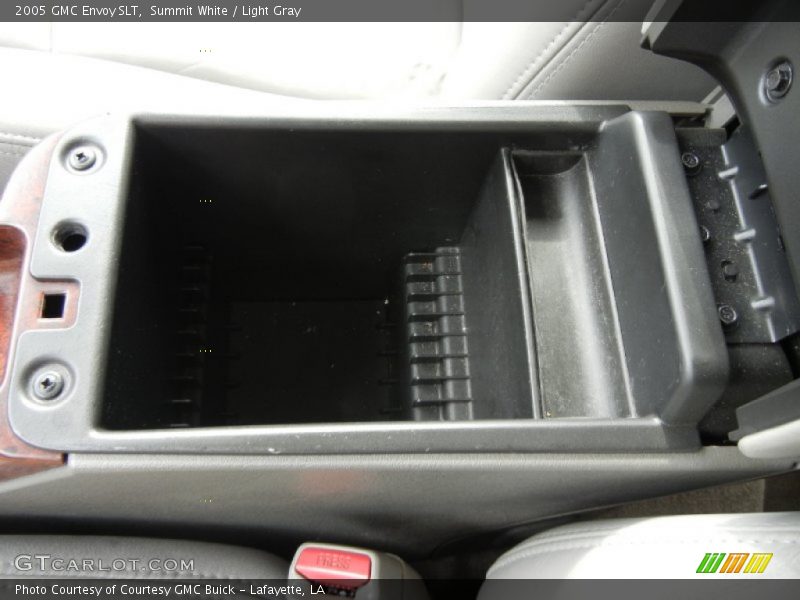 Summit White / Light Gray 2005 GMC Envoy SLT