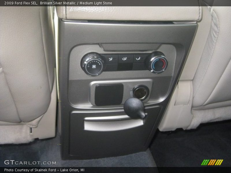 Brilliant Silver Metallic / Medium Light Stone 2009 Ford Flex SEL