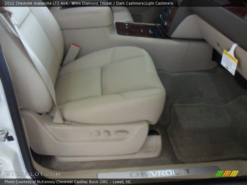White Diamond Tricoat / Dark Cashmere/Light Cashmere 2012 Chevrolet Avalanche LTZ 4x4