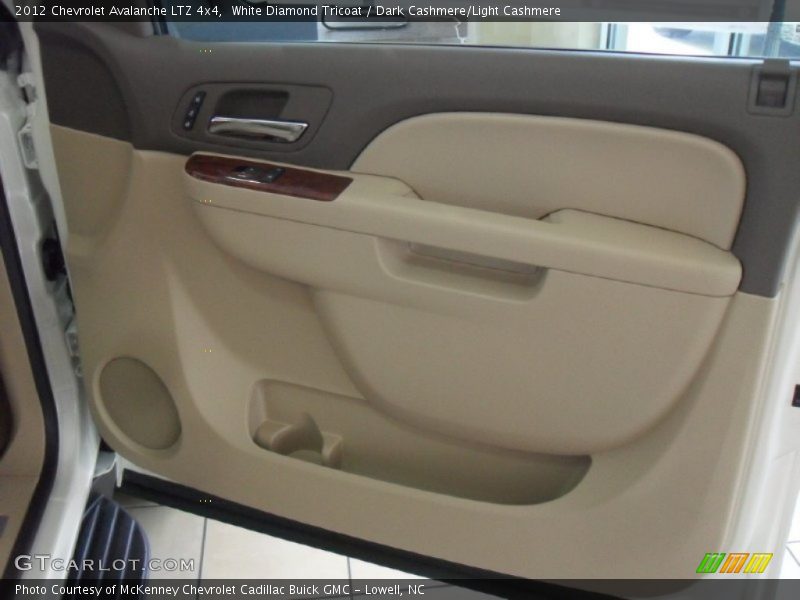 White Diamond Tricoat / Dark Cashmere/Light Cashmere 2012 Chevrolet Avalanche LTZ 4x4