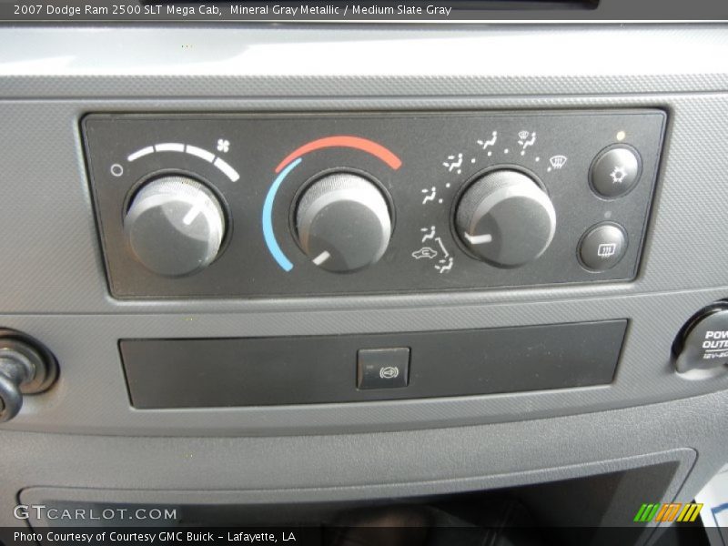 Controls of 2007 Ram 2500 SLT Mega Cab