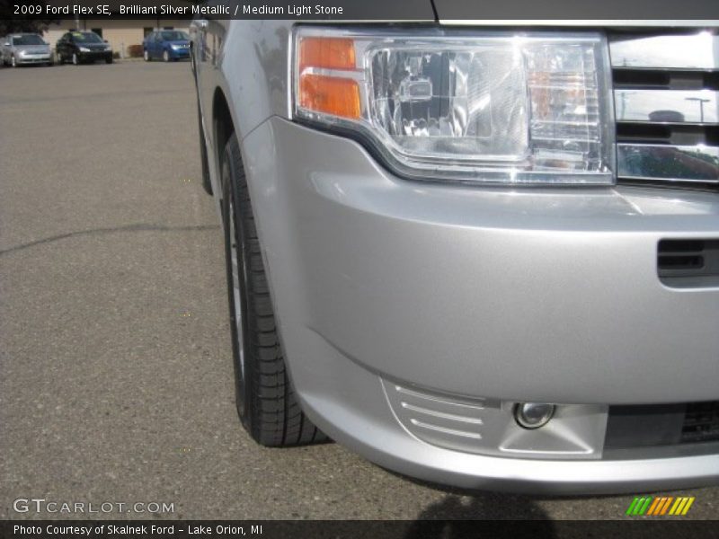 Brilliant Silver Metallic / Medium Light Stone 2009 Ford Flex SE