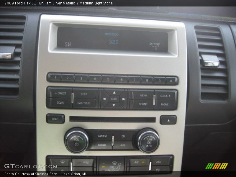 Brilliant Silver Metallic / Medium Light Stone 2009 Ford Flex SE