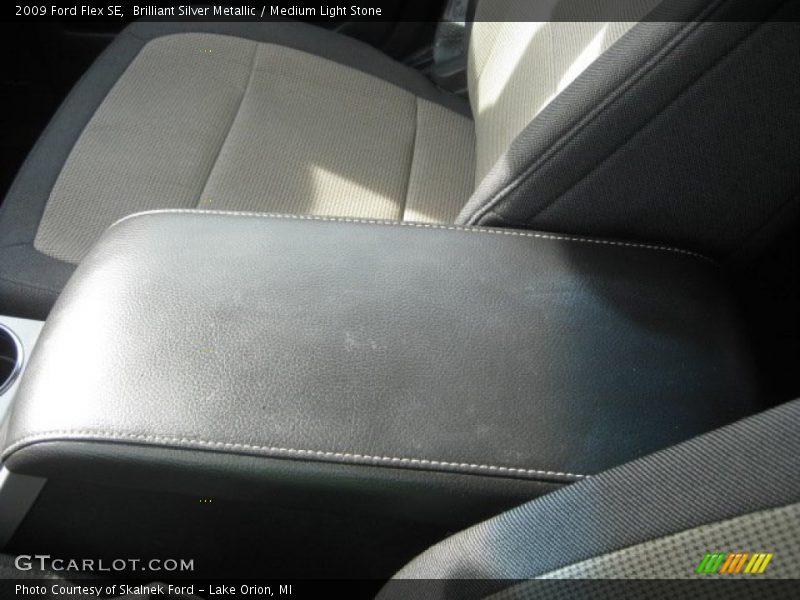 Brilliant Silver Metallic / Medium Light Stone 2009 Ford Flex SE