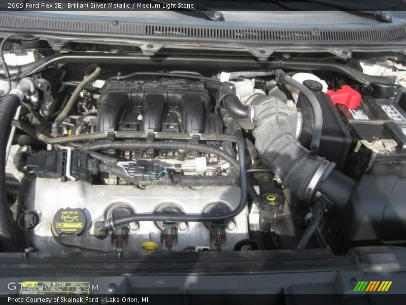 Brilliant Silver Metallic / Medium Light Stone 2009 Ford Flex SE