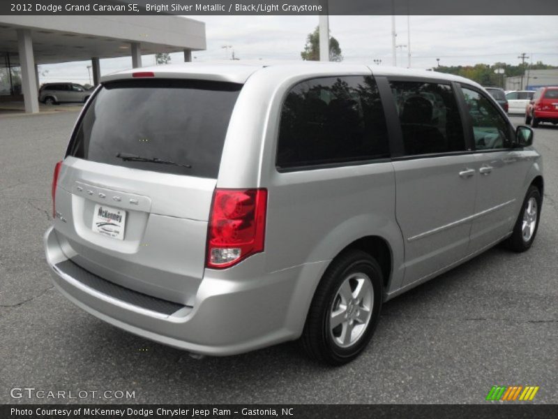 Bright Silver Metallic / Black/Light Graystone 2012 Dodge Grand Caravan SE
