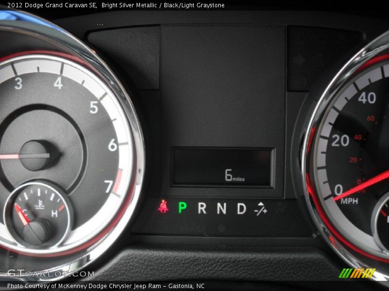 Bright Silver Metallic / Black/Light Graystone 2012 Dodge Grand Caravan SE