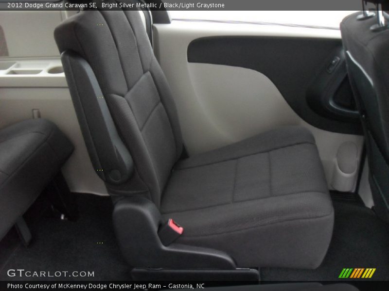 Bright Silver Metallic / Black/Light Graystone 2012 Dodge Grand Caravan SE