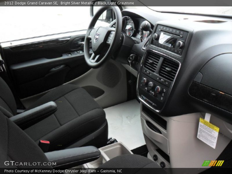 Bright Silver Metallic / Black/Light Graystone 2012 Dodge Grand Caravan SE