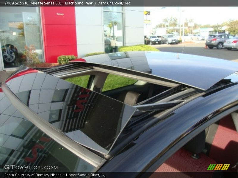 Sunroof of 2009 tC Release Series 5.0