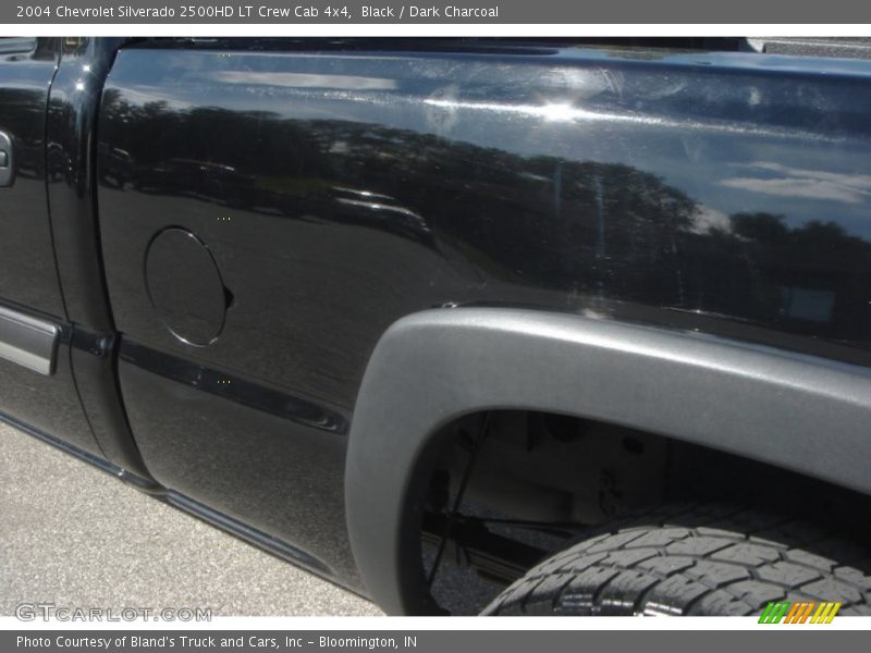 Black / Dark Charcoal 2004 Chevrolet Silverado 2500HD LT Crew Cab 4x4