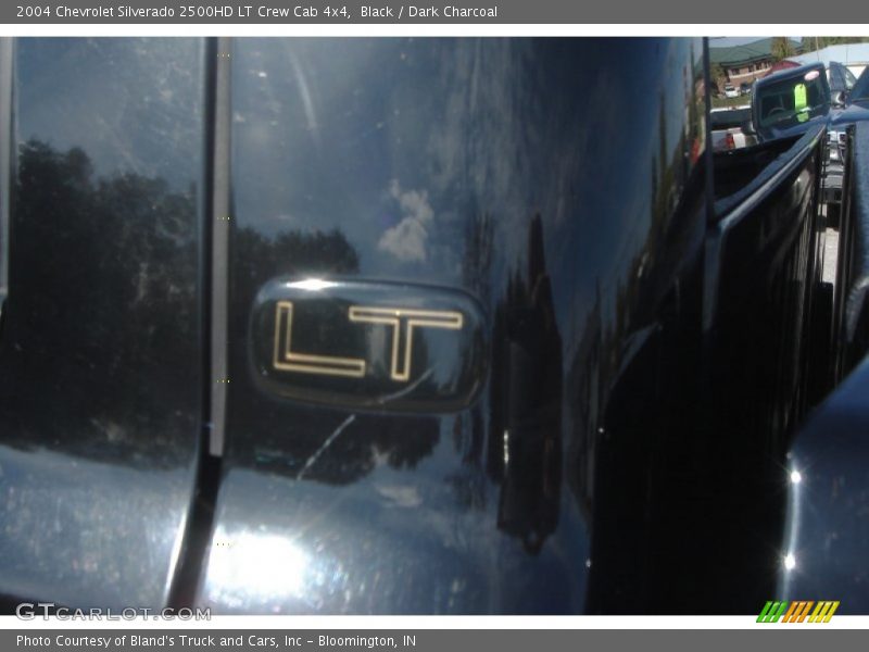 Black / Dark Charcoal 2004 Chevrolet Silverado 2500HD LT Crew Cab 4x4