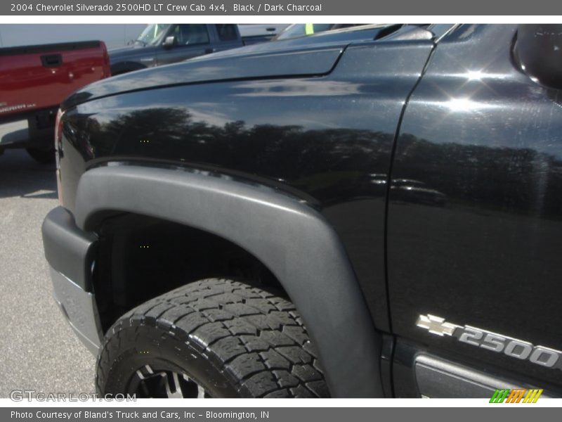 Black / Dark Charcoal 2004 Chevrolet Silverado 2500HD LT Crew Cab 4x4