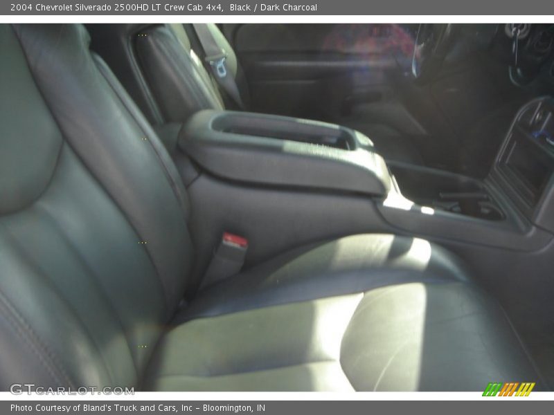 Black / Dark Charcoal 2004 Chevrolet Silverado 2500HD LT Crew Cab 4x4