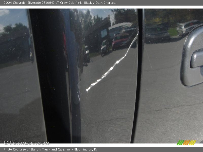 Black / Dark Charcoal 2004 Chevrolet Silverado 2500HD LT Crew Cab 4x4