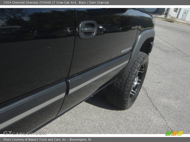 Black / Dark Charcoal 2004 Chevrolet Silverado 2500HD LT Crew Cab 4x4
