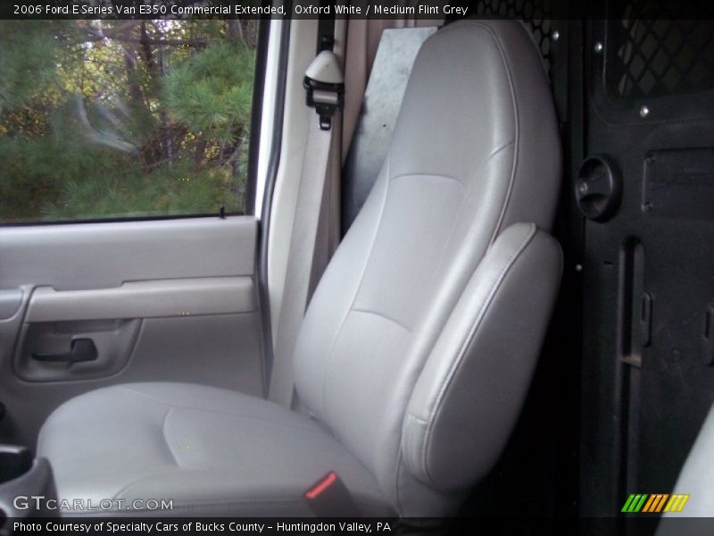 Oxford White / Medium Flint Grey 2006 Ford E Series Van E350 Commercial Extended