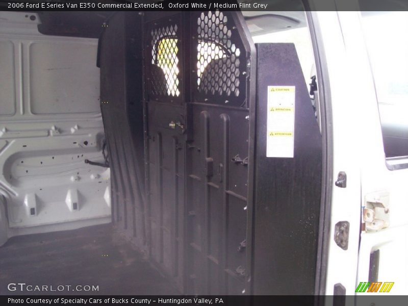 Oxford White / Medium Flint Grey 2006 Ford E Series Van E350 Commercial Extended