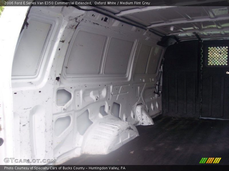Oxford White / Medium Flint Grey 2006 Ford E Series Van E350 Commercial Extended