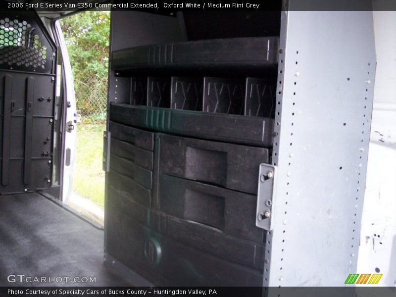 Oxford White / Medium Flint Grey 2006 Ford E Series Van E350 Commercial Extended