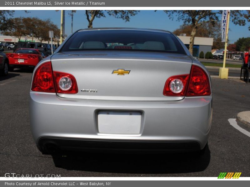 Silver Ice Metallic / Titanium 2011 Chevrolet Malibu LS