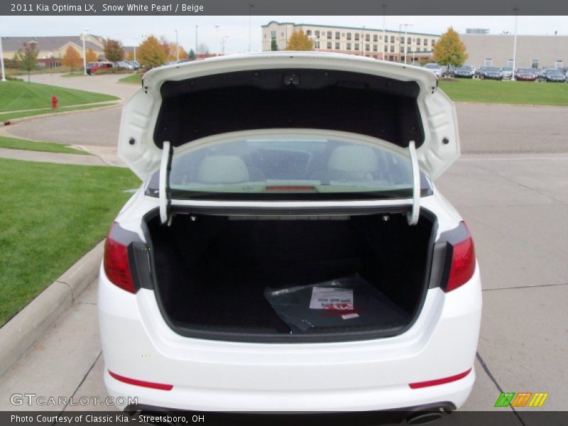 Snow White Pearl / Beige 2011 Kia Optima LX