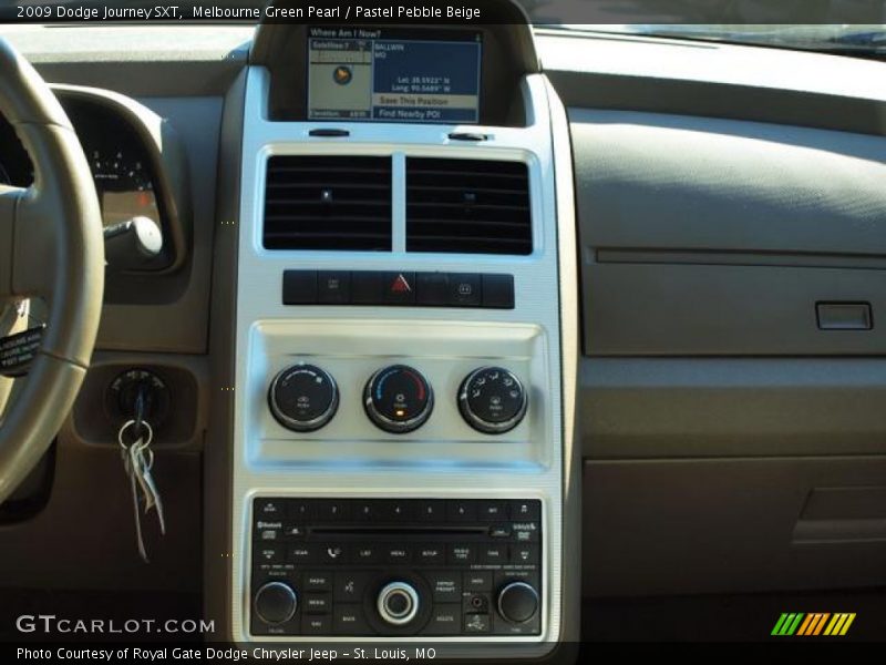 Melbourne Green Pearl / Pastel Pebble Beige 2009 Dodge Journey SXT