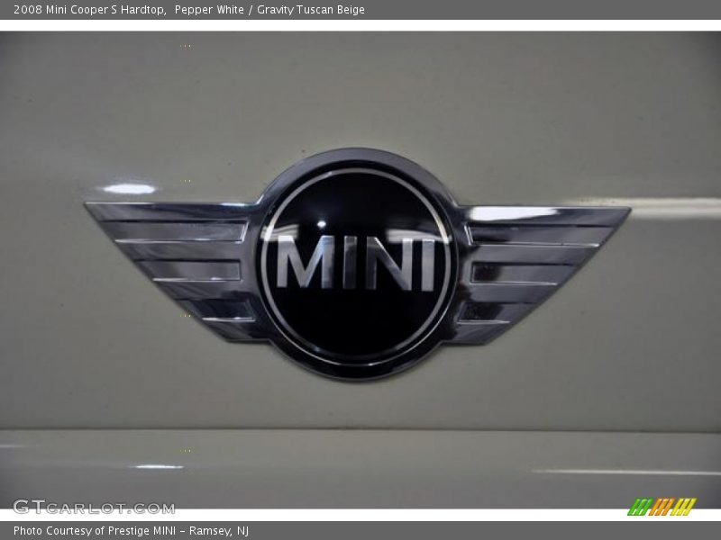 Pepper White / Gravity Tuscan Beige 2008 Mini Cooper S Hardtop