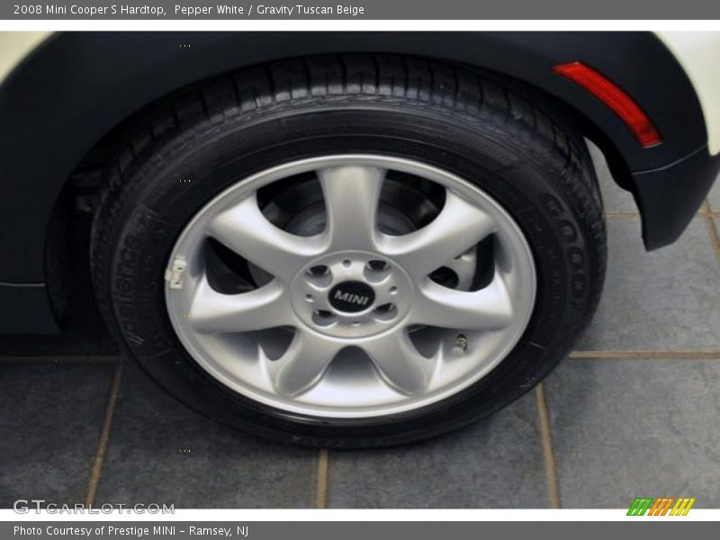 Pepper White / Gravity Tuscan Beige 2008 Mini Cooper S Hardtop